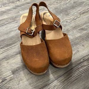 Adorable clogs!  Good condition, super cute style & made by Lotta from Stockholm